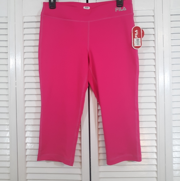 Fila athletic capri pants sz medium NWT *I - Picture 1 of 4
